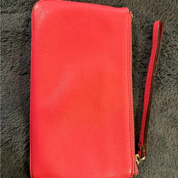 kate spade Chrissy Berkshire road Wristlet - Picture 2 of 9
